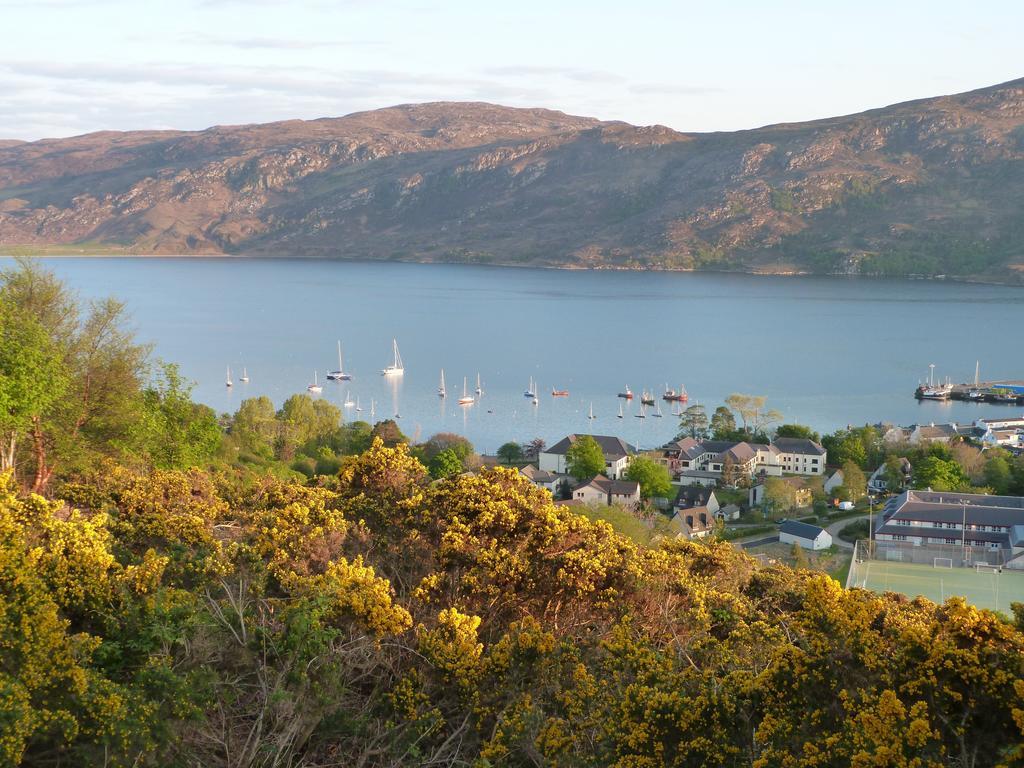 Ullapool Youth Hostel ภายนอก รูปภาพ