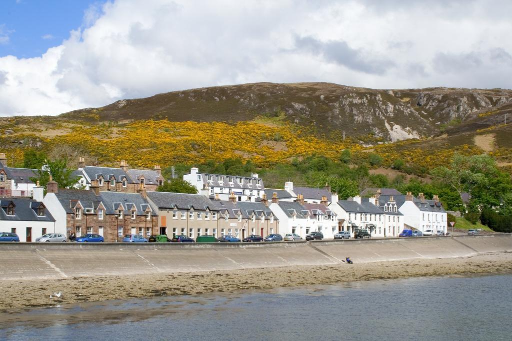 Ullapool Youth Hostel ภายนอก รูปภาพ